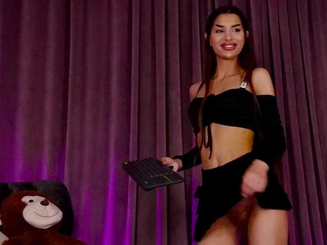 ZariaaVera live cam on BongaCams