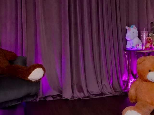 ZariaaVera live cam on BongaCams
