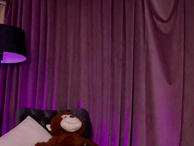 ZariaaVera live cam on BongaCams