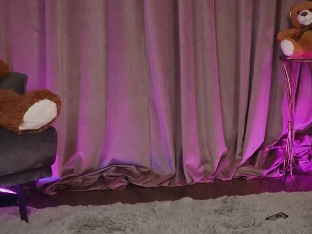 ZariaaVera's BongaCams show and profile