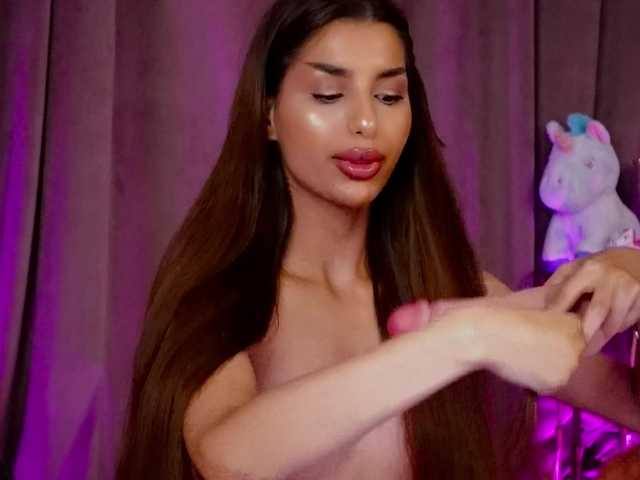 ZariaaVera live cam on BongaCams