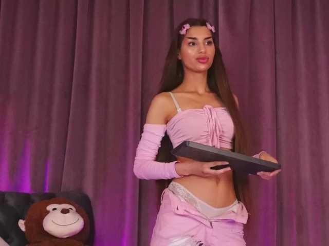 ZariaaVera live cam on BongaCams