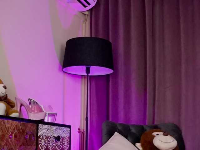 ZariaaVera live cam on BongaCams