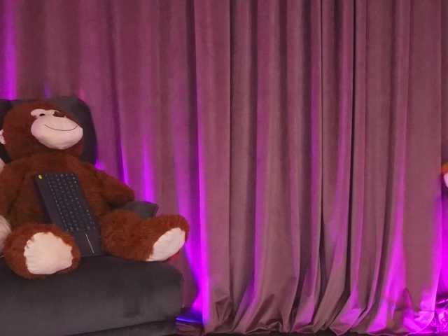 ZariaaVera live cam on BongaCams