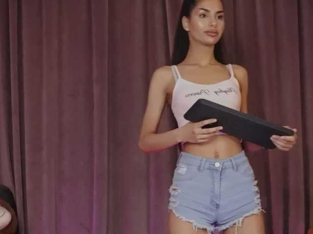 ZariaaVera's BongaCams show and profile