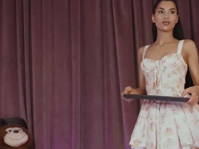 ZariaaVera's BongaCams show and profile