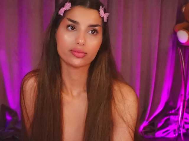 ZariaaVera live cam on BongaCams