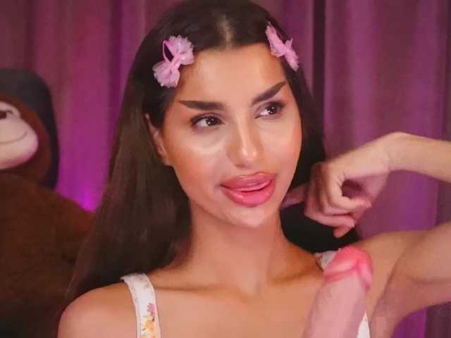 ZariaaVera live cam on BongaCams
