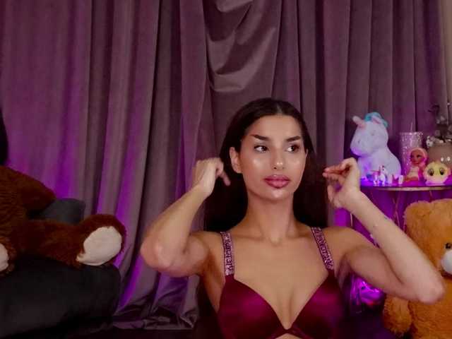 ZariaaVera live cam on BongaCams
