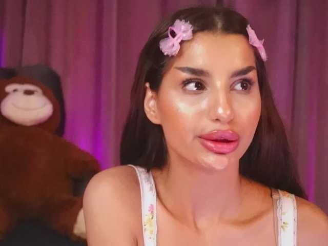 ZariaaVera live cam on BongaCams