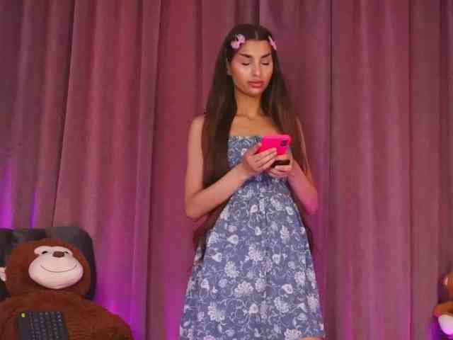 ZariaaVera webcam