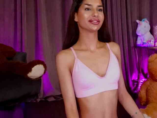 ZariaaVera Live Webcam on BongaCams