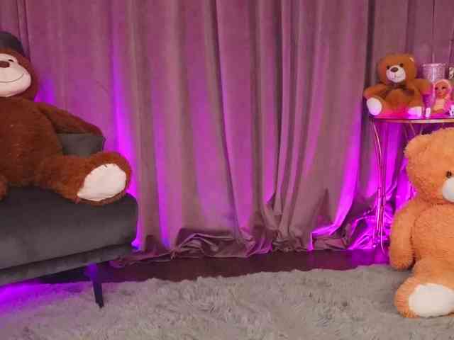 ZariaaVera webcam