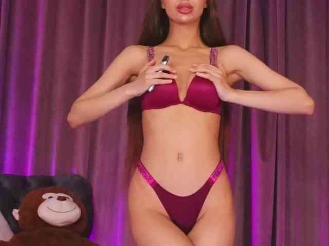 ZariaaVera webcam