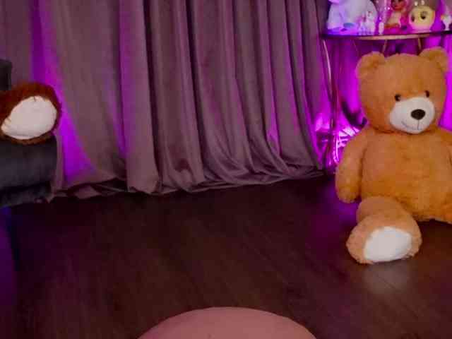 ZariaaVera webcam