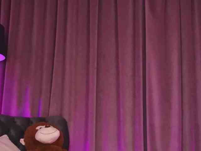 ZariaaVera webcam