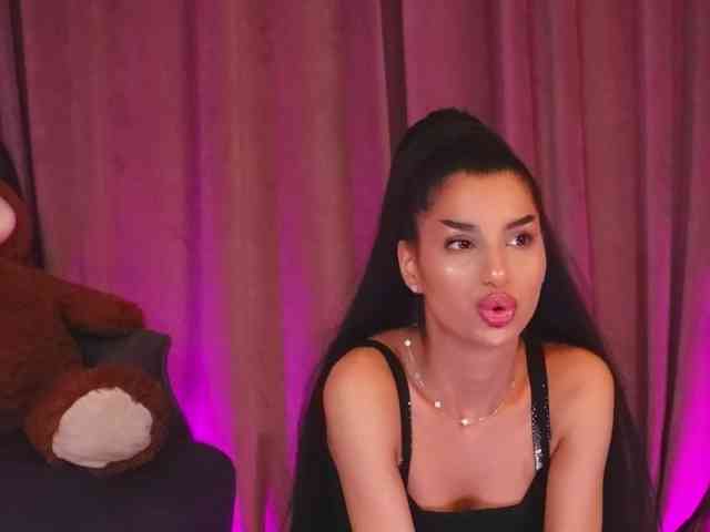 ZariaaVera Live Webcam on BongaCams