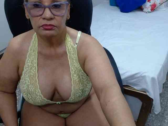 Modelo: celin