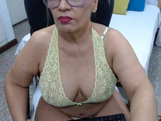 celin webcam