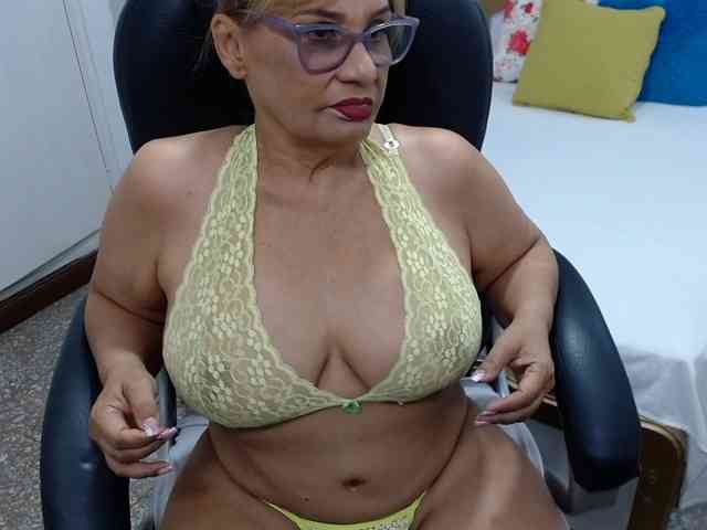 Modelo: celin