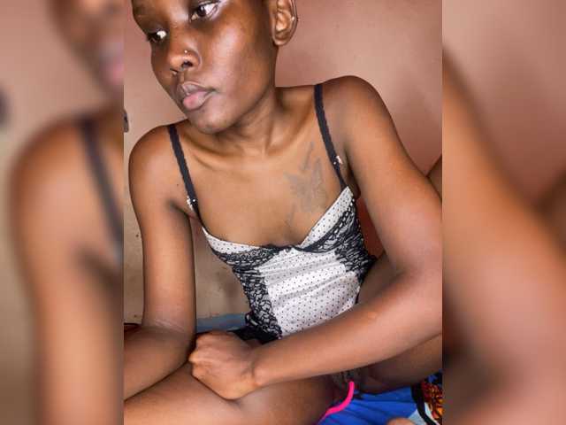 Richgirllover1 live cam on BongaCams