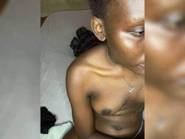 Richgirllover1 webcam