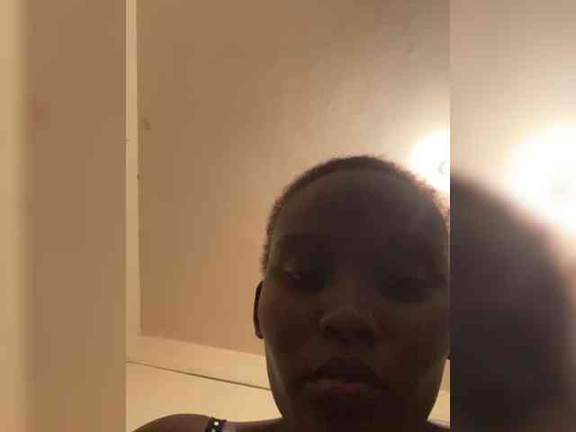Richgirllover1 webcam