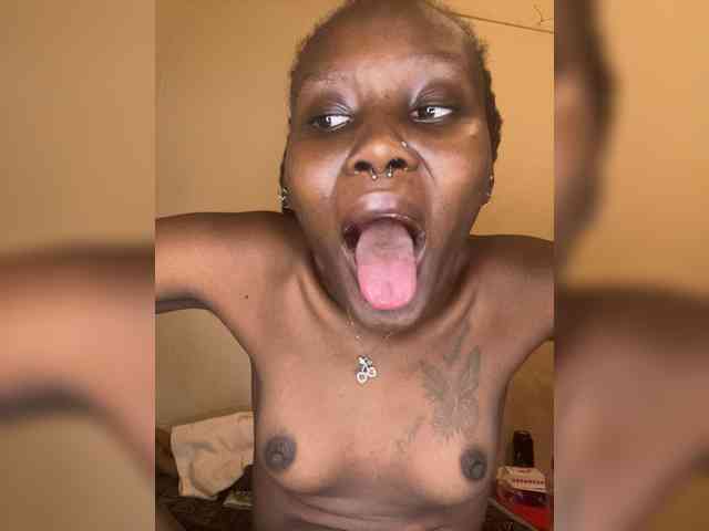Richgirllover1 webcam