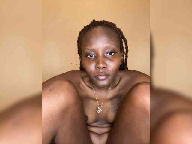 Richgirllover1 webcam