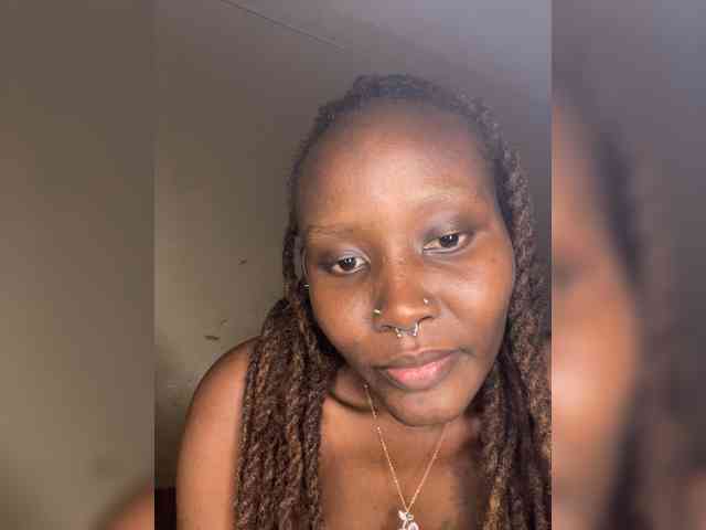 Model: Richgirllover1