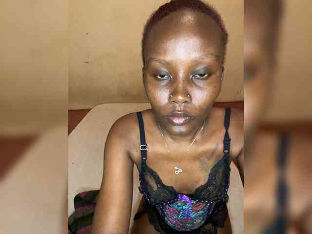 Richgirllover1 webcam