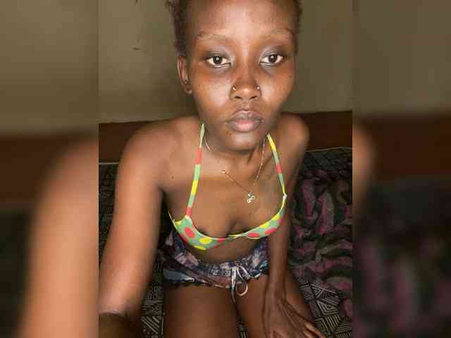 Richgirllover1 webcam