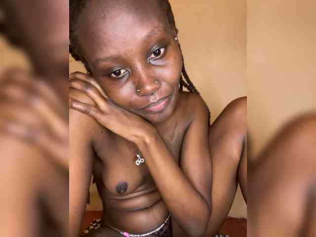 Richgirllover1 webcam