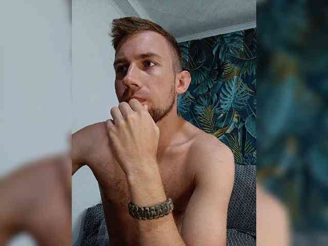 DarkmanW Sex Cam Show
