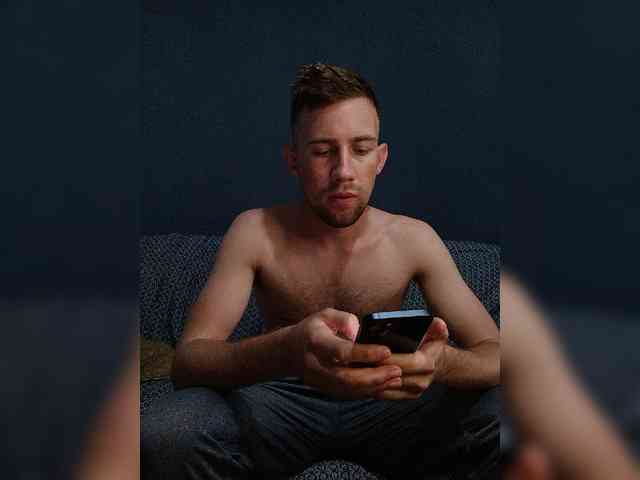 DarkmanW Sex Cam Show
