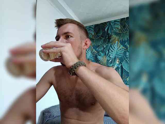 DarkmanW Sex Cam Show
