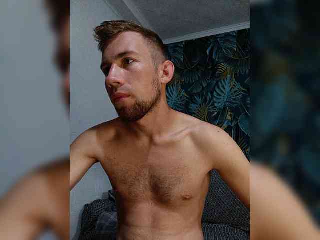 DarkmanW Sex Cam Show