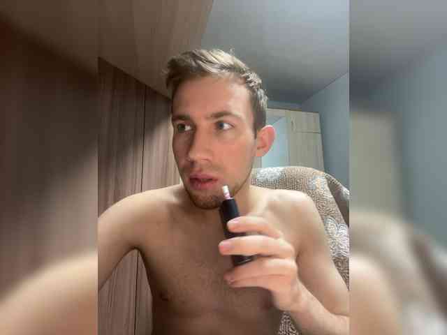 DarkmanW Live Webcam on BongaCams