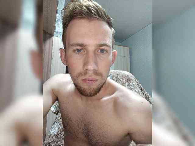 DarkmanW Live Webcam on BongaCams