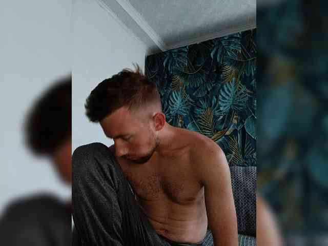 DarkmanW Sex Cam Show