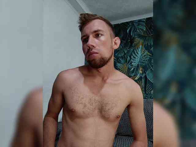 DarkmanW Sex Cam Show