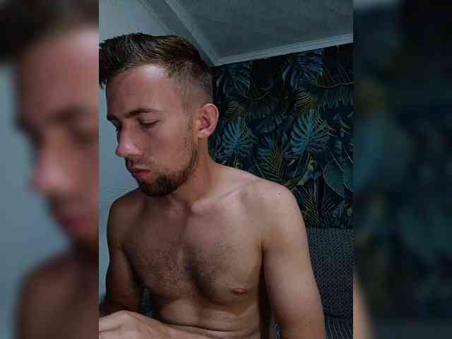 DarkmanW Sex Cam Show