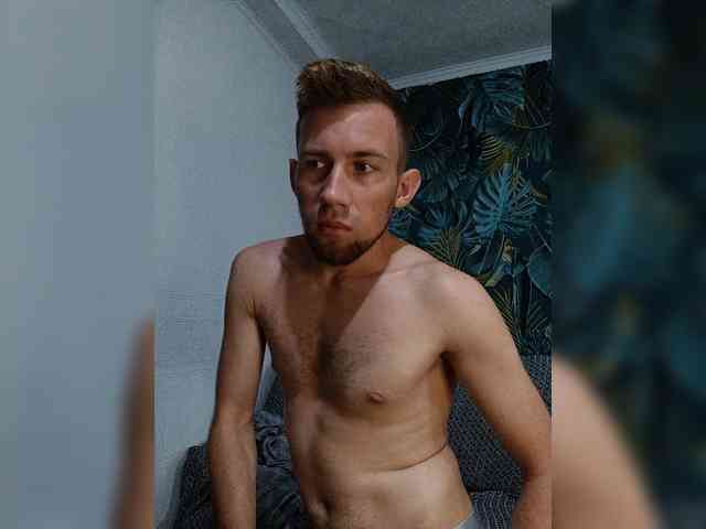 DarkmanW Sex Cam Show
