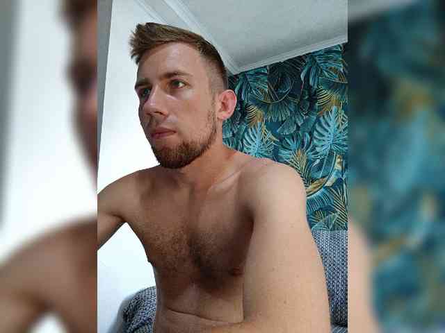DarkmanW Sex Cam Show