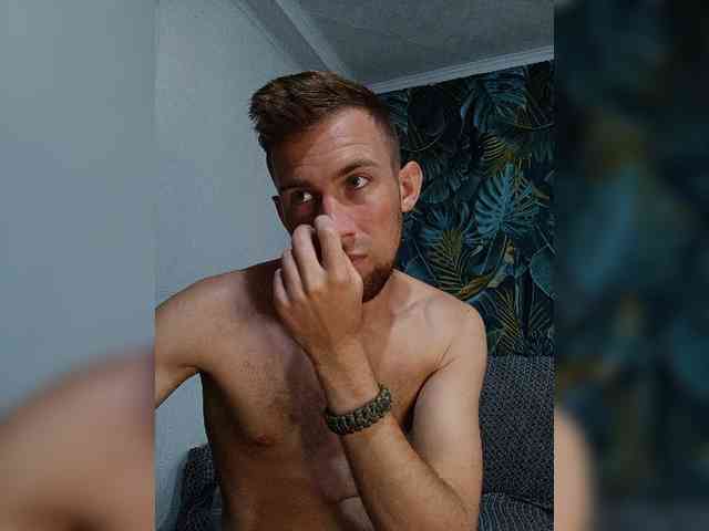 DarkmanW Sex Cam Show