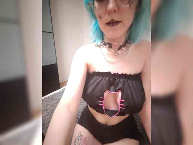 Ddeathy webcam