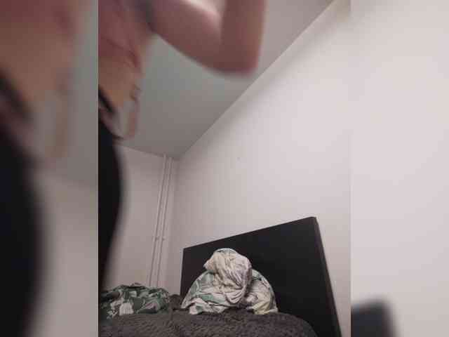 Ddeathy webcam