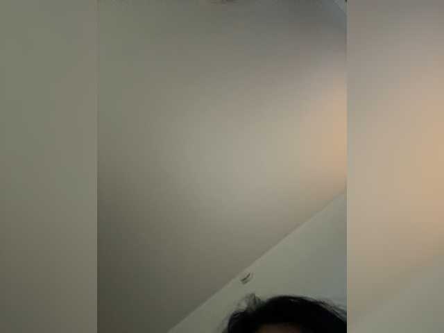  NotBellucci chat room
