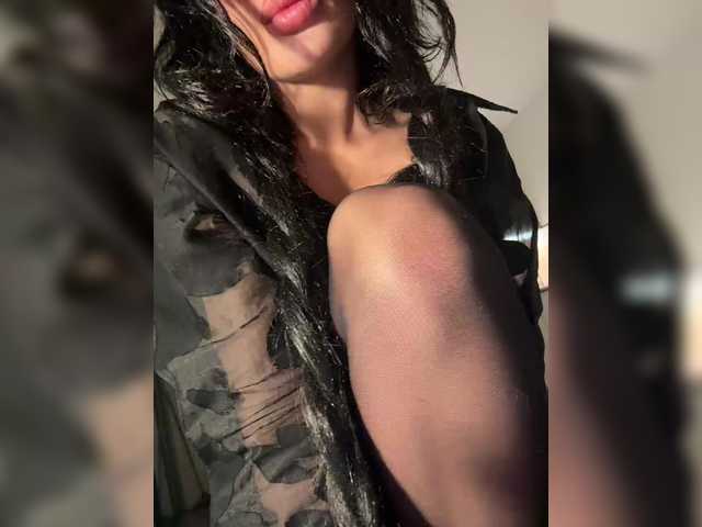 видео NotBellucci