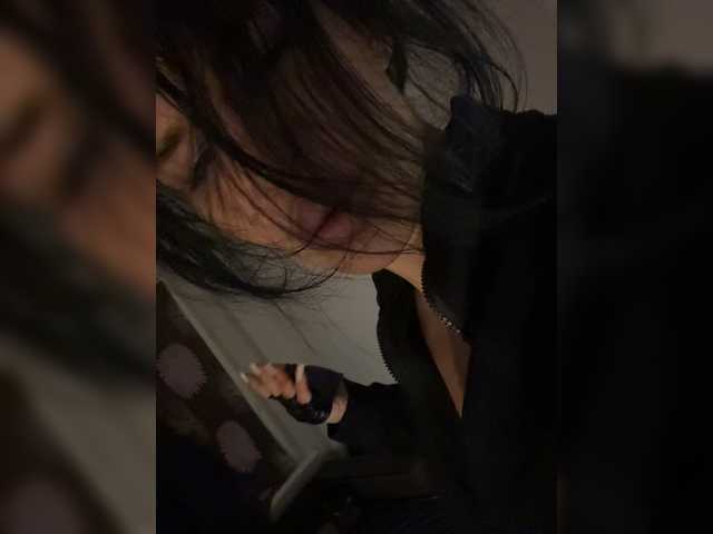 NotBellucci live cam on BongaCams